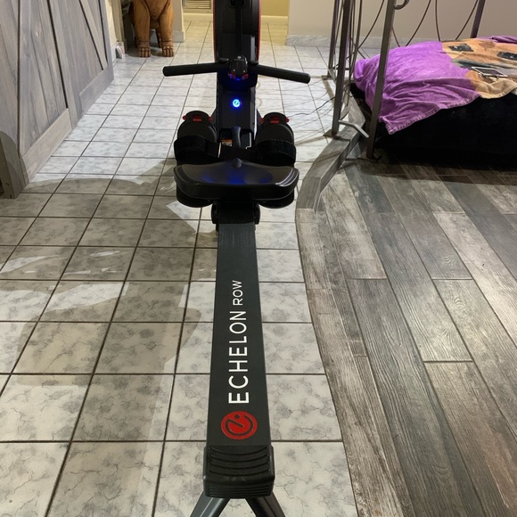 Echelon Rower - Picture 2 of 3